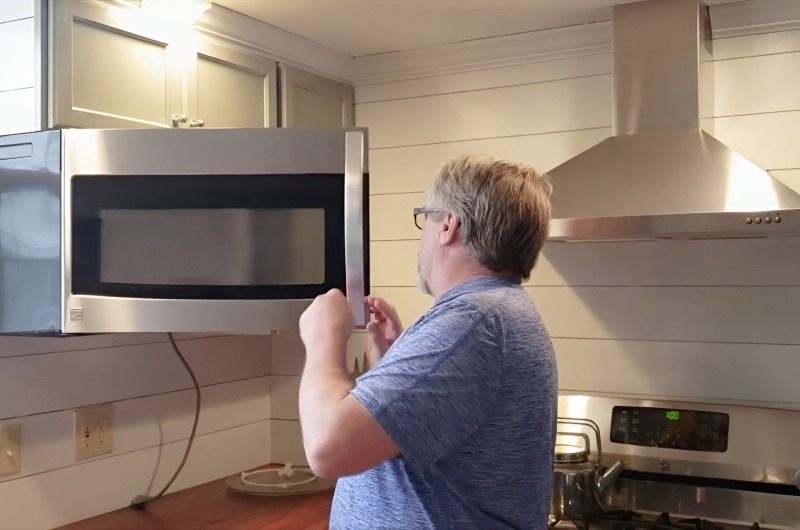 Essential Guide to Buld-In Microwave Repair